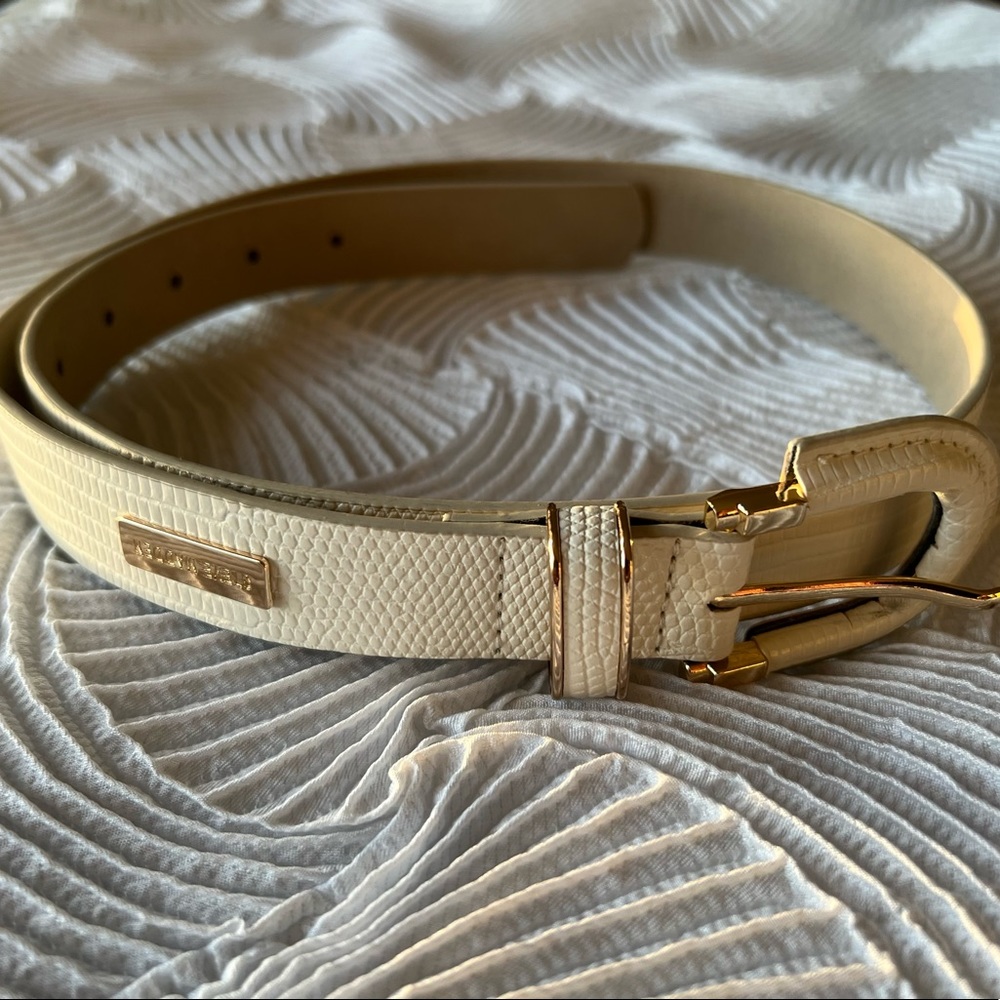 Steven Madden Cream Belt